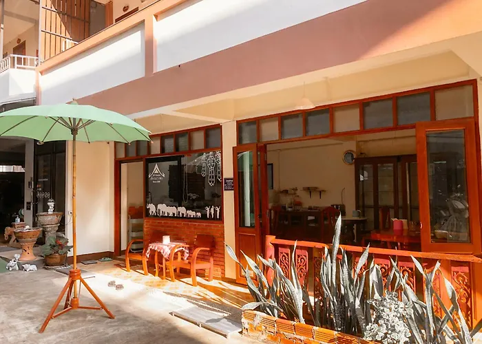 Dphouse Center Of Old Chiang Mai